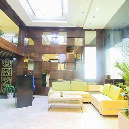 Moments Hotel Lucknow Ngoại thất bức ảnh