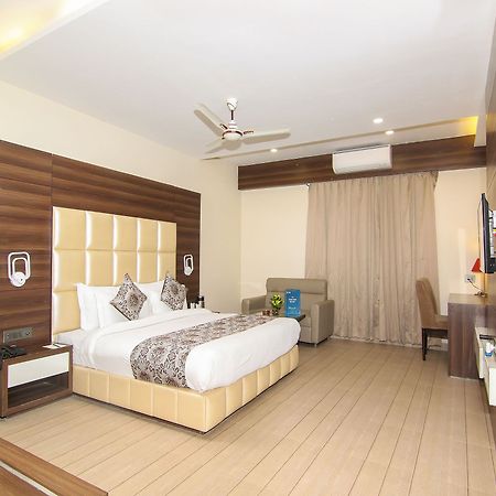 Moments Hotel Lucknow Ngoại thất bức ảnh